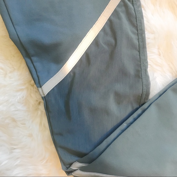 Fabletics Legging - Picture 2 of 3